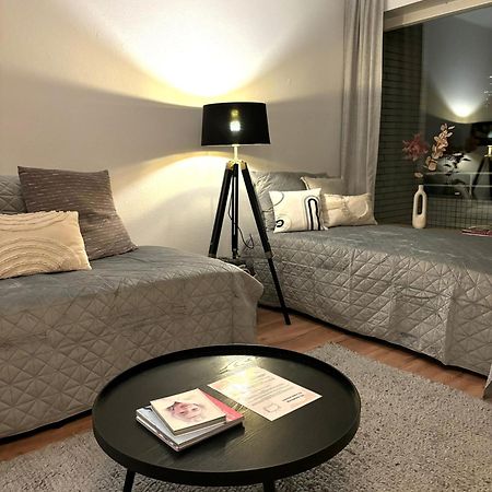 Apartment Mit Balkon - Netflix - Nahe Messe Duesseldorf Krefeld Buitenkant foto