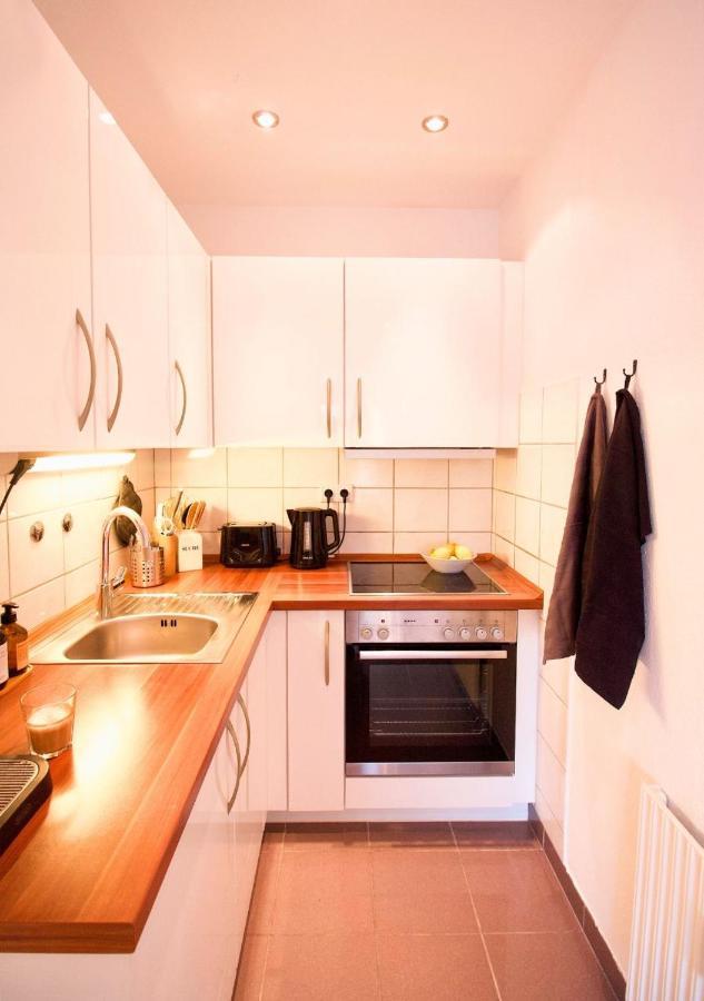 Apartment Mit Balkon - Netflix - Nahe Messe Duesseldorf Krefeld Buitenkant foto