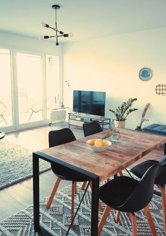 Apartment Mit Balkon - Netflix - Nahe Messe Duesseldorf Krefeld Buitenkant foto