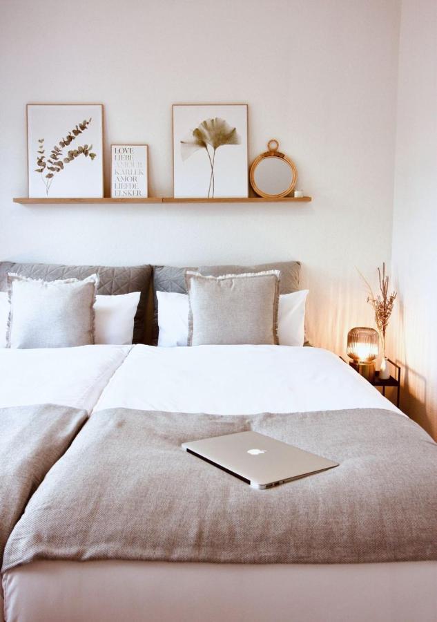 Apartment Mit Balkon - Netflix - Nahe Messe Duesseldorf Krefeld Buitenkant foto